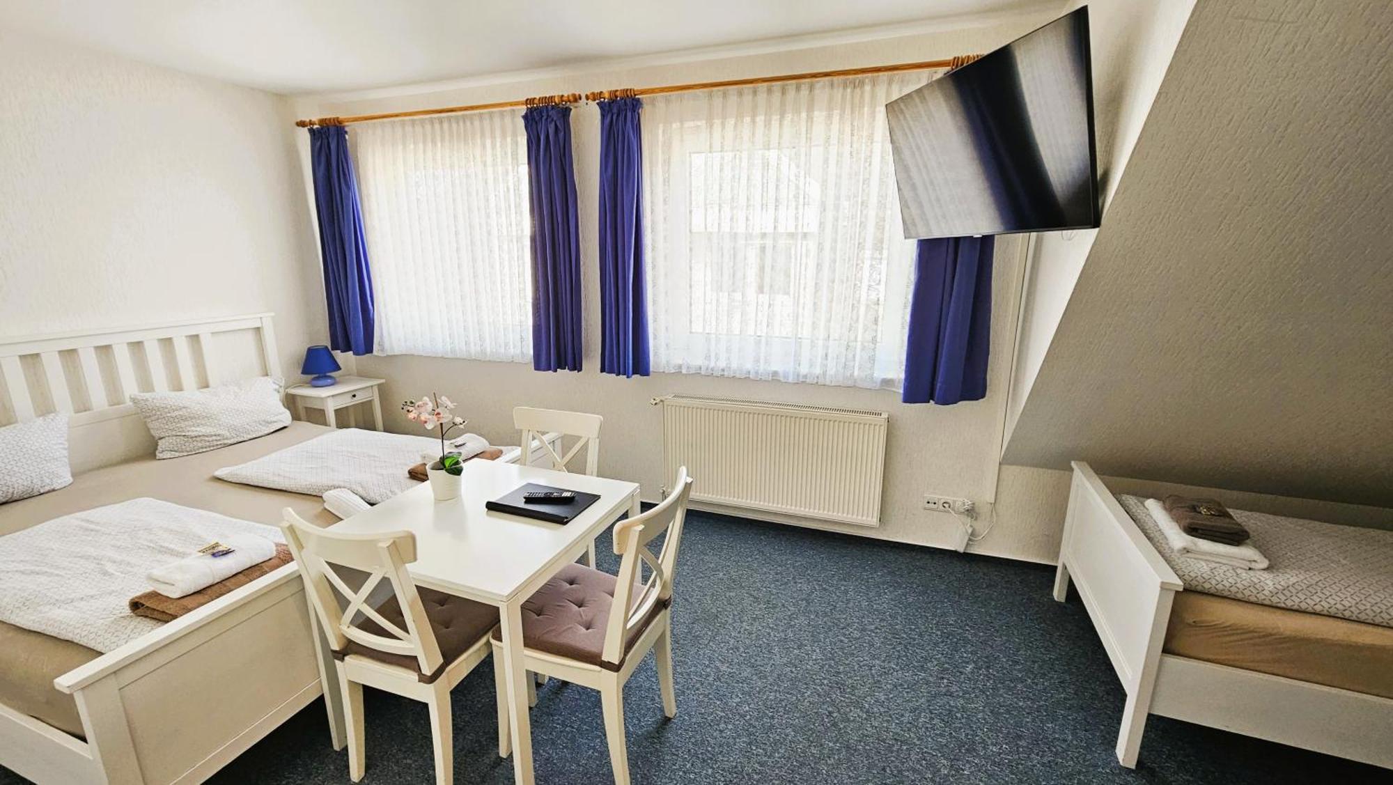 Hotel Dorfkrug Buesum Екстериор снимка