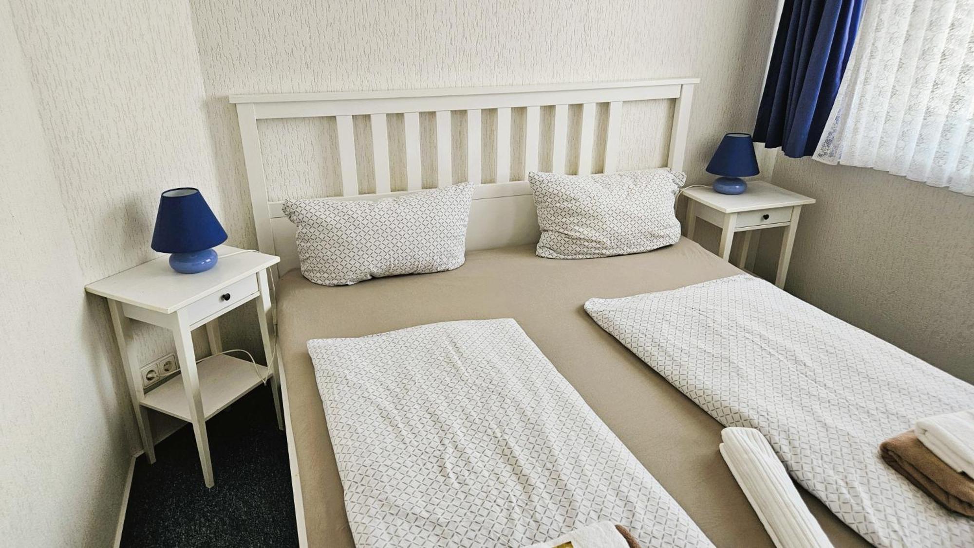 Hotel Dorfkrug Buesum Екстериор снимка