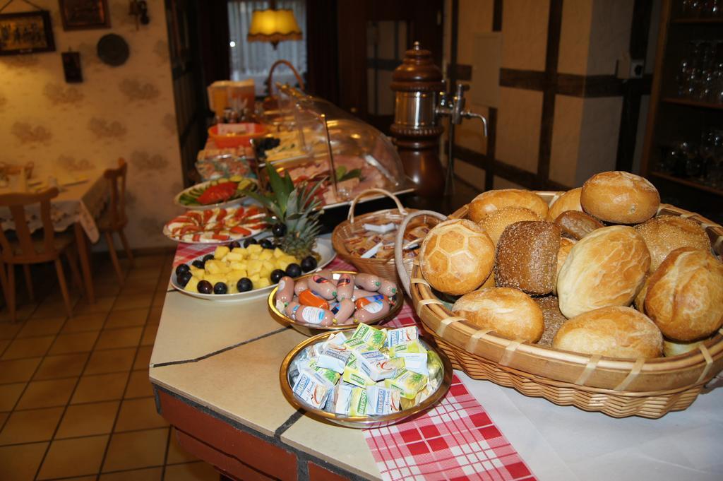 Hotel Dorfkrug Buesum Екстериор снимка